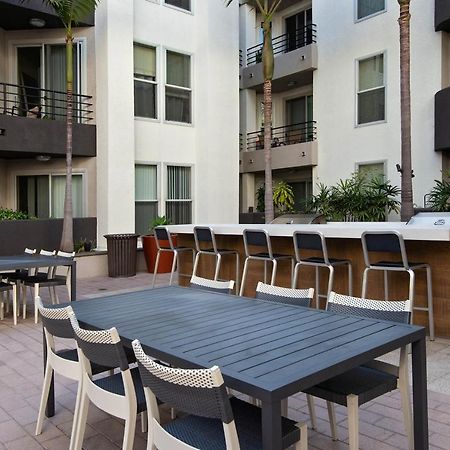 Villa Marina - Modern & Immaculate, Spacious, Gated Condo With Fireplace Pool, Gym, 2 Master Bedrooms Los Angeles Esterno foto